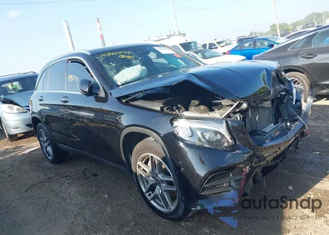 2019 Mercedes-Benz Glc 300 4Matic z USA, uszkodzony, nr VIN WDC0G4KB0KV174877